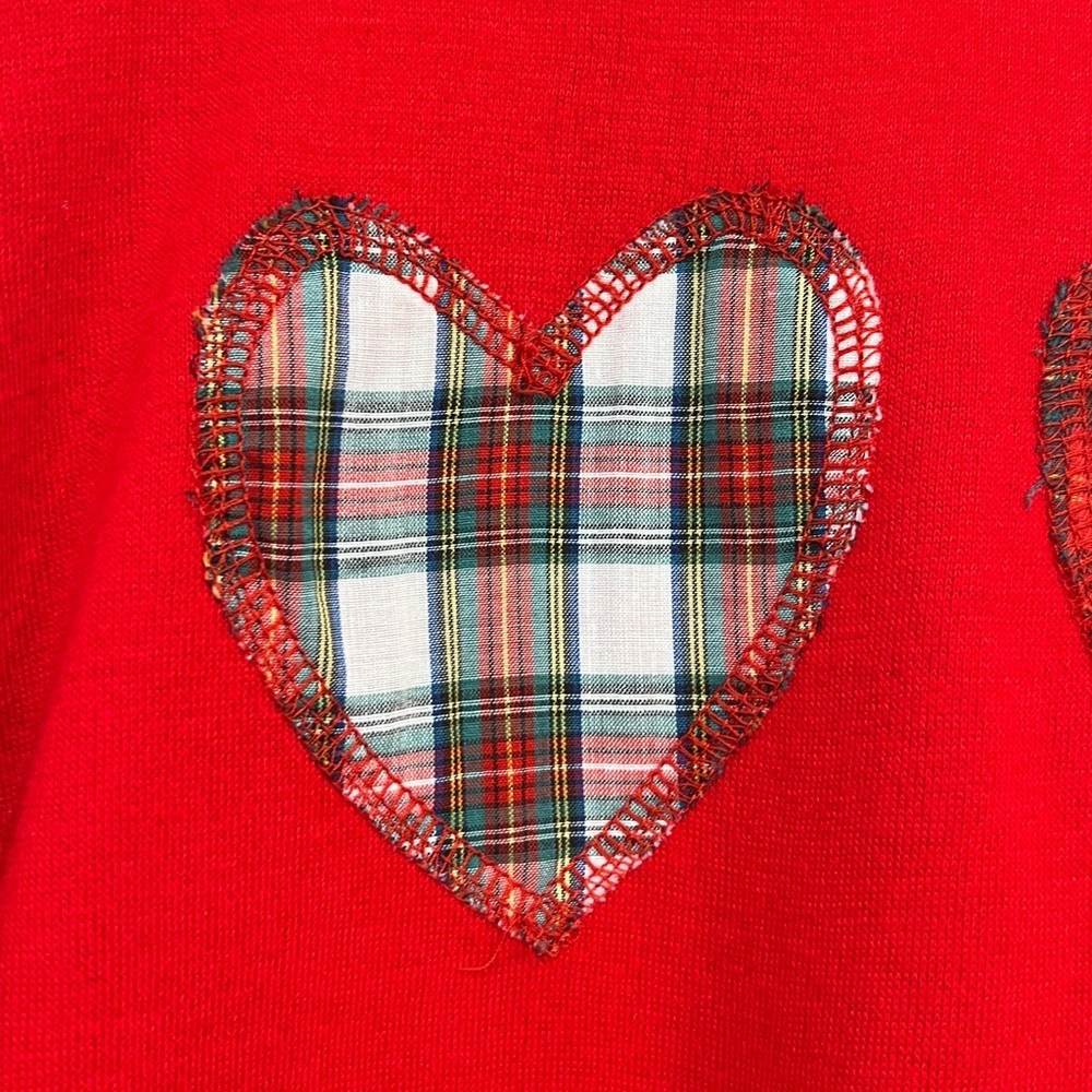 Vintage 90s Sporting Club Tartan Plaid Heart Appliqué Sweatshirt - Picture 4 of 11